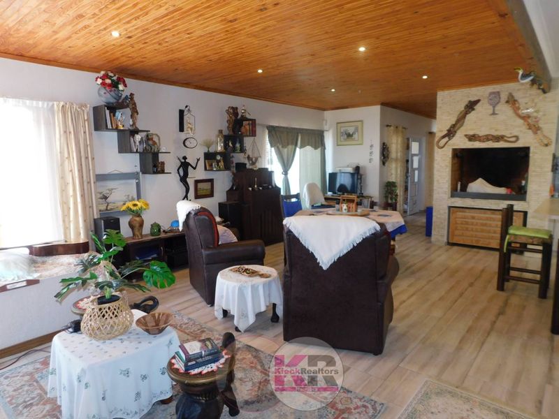 Scaling down, but still want all the luxury? - Photo 3