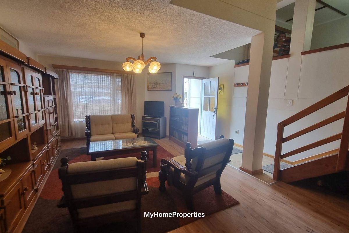 3 Bedroom Townhouse, Kramersdorf, Swakopmund - Photo 4