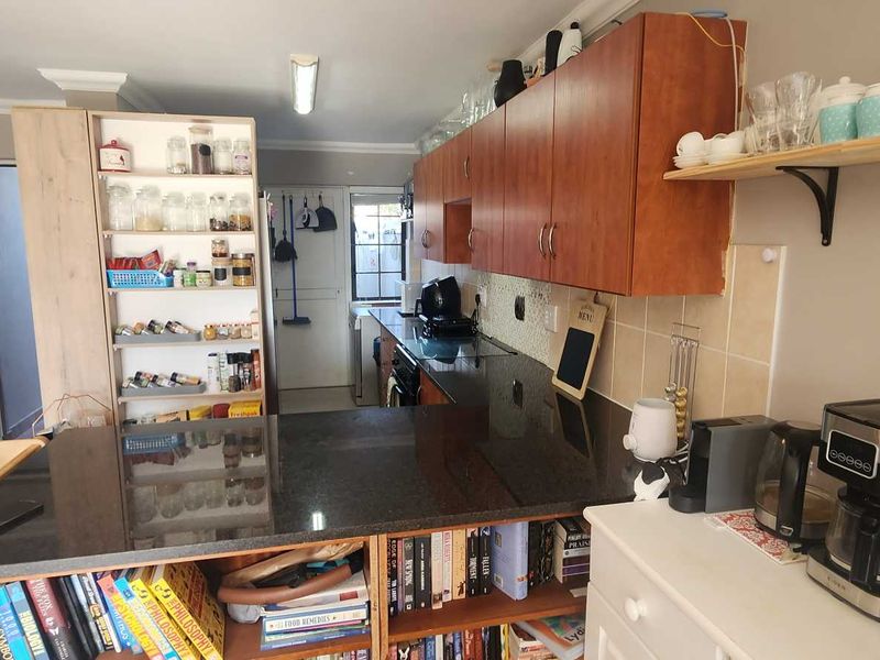 Elegant and spacious townhouse in Tergniet - Photo 3