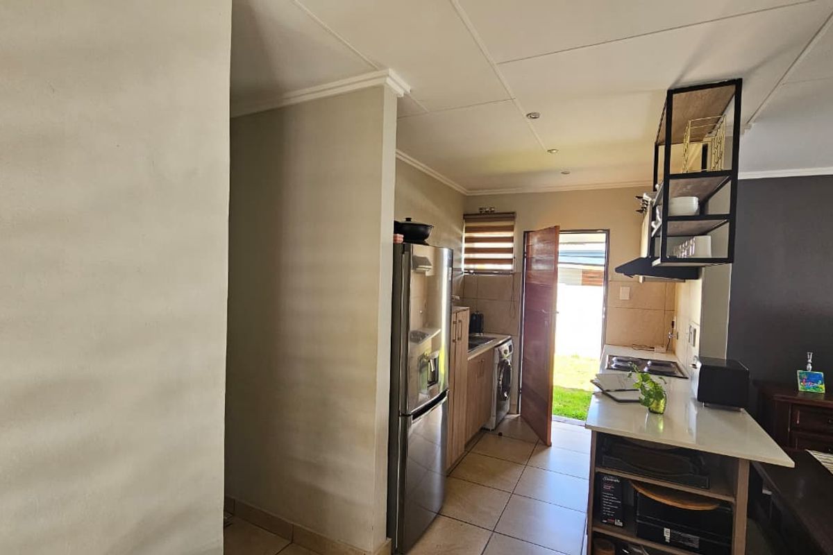 Well-Designed 3-Bedroom, 2-Bathroom Home for Sale in Mindalore - Photo 4