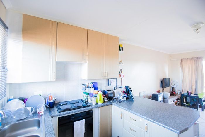 Property #1963592, Townhouse Rental Monthly in Mooikloof Ridge