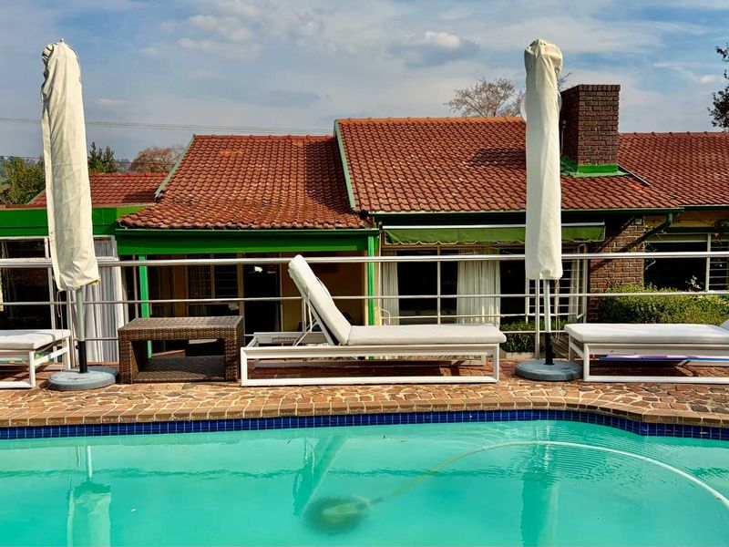 Charming 4 bedroom home in Parkmore - Photo 2