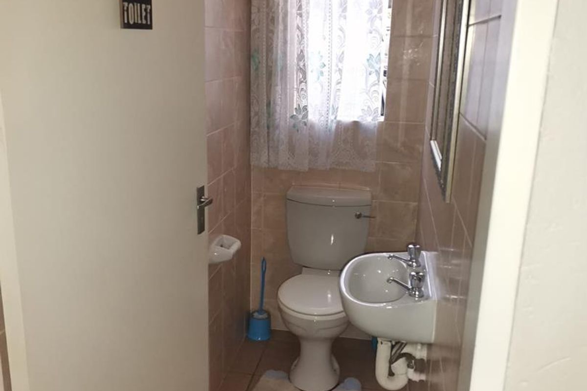 Beautiful duplex apartment for sale in Brentwood Park - Photo 4