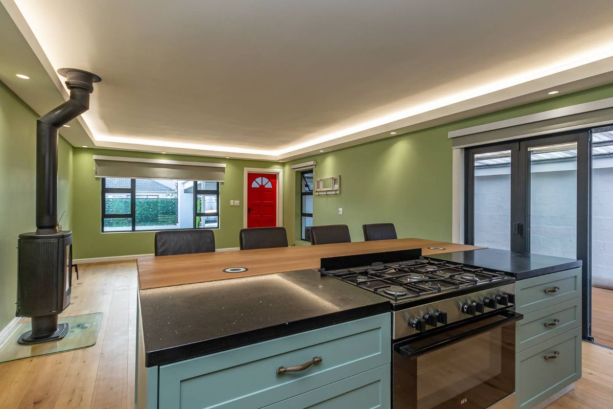 Brand New Modern Home - Photo 2