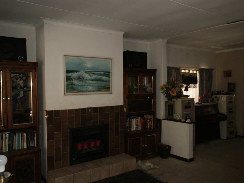 Residence - Photo 5