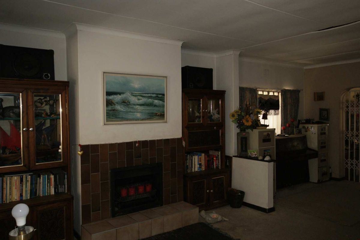 Residence - Photo 5