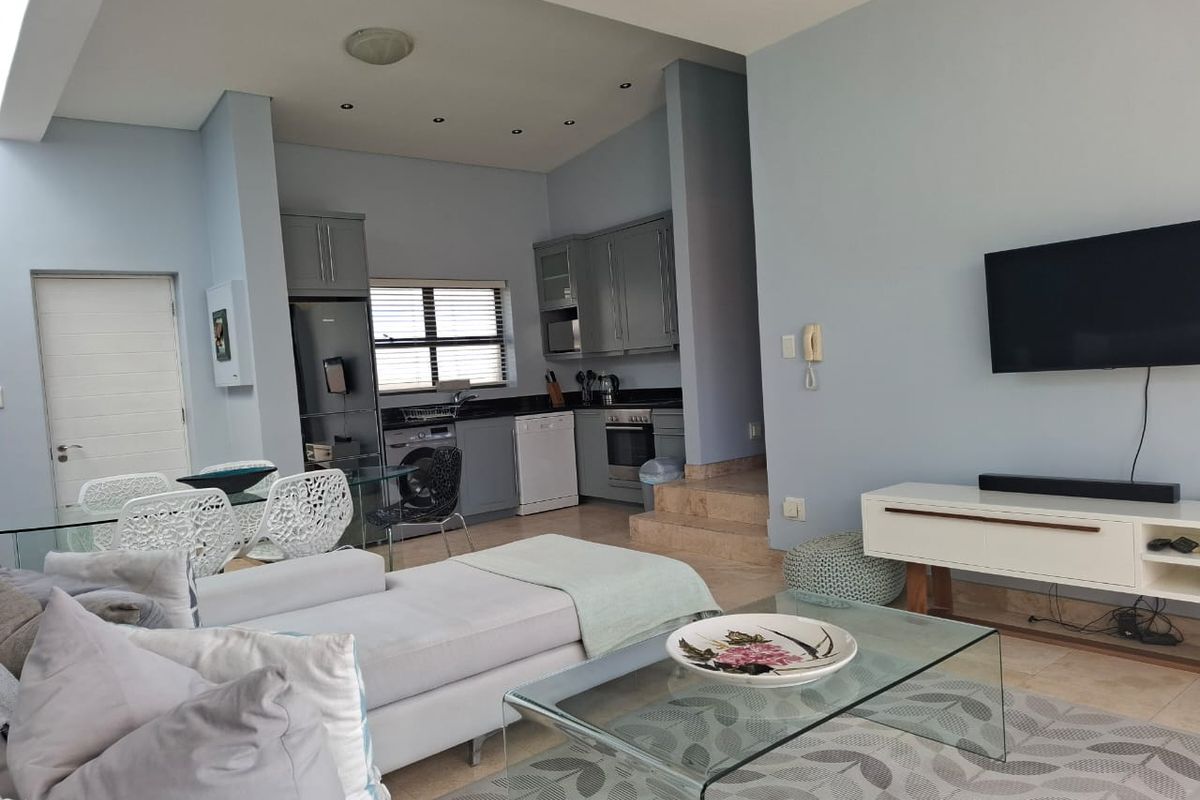 stunning 2 bedroom holiday apartment - Photo 2