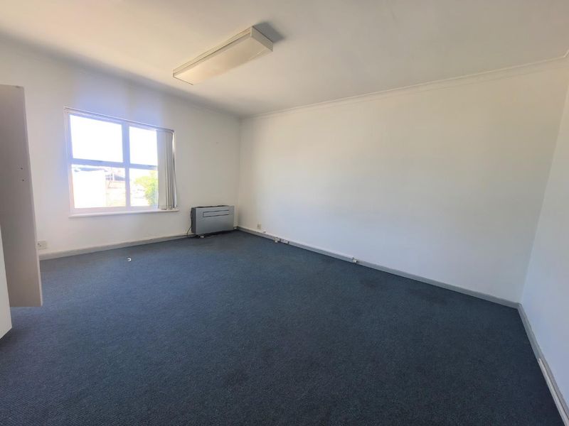 Business space to let in sort after Newton Park - Photo 10