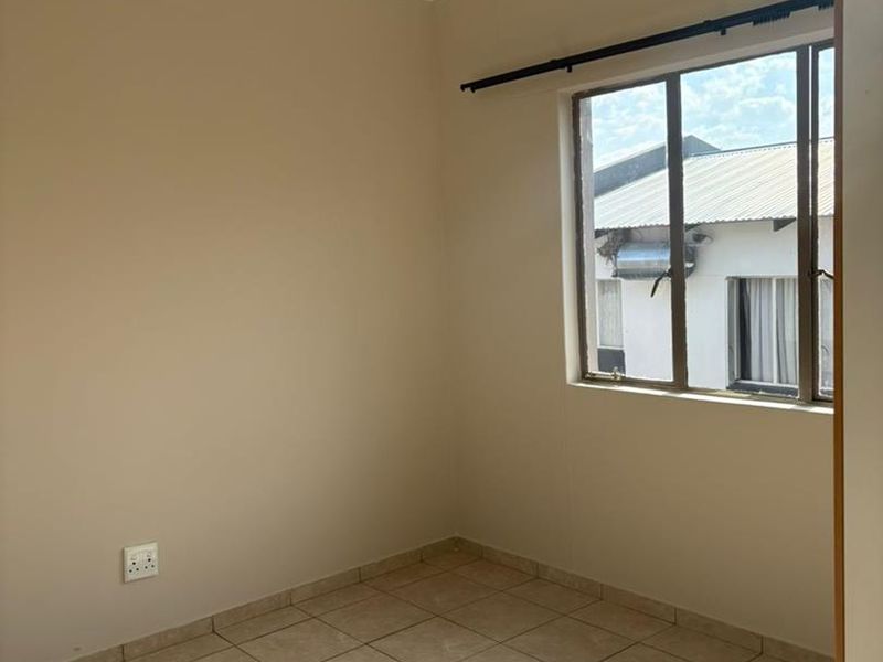 Apartment for sale,Khomasdal - Photo 4