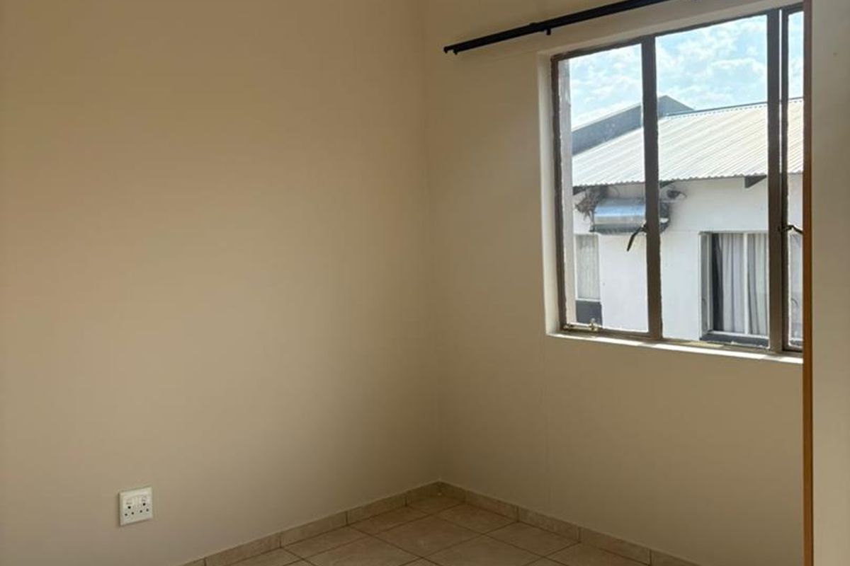 Apartment for sale,Khomasdal - Photo 4