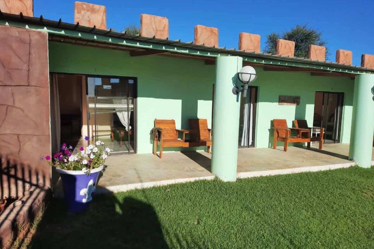 💢For Sale: Guest Farm East of Windhoek!!️ - Photo 2