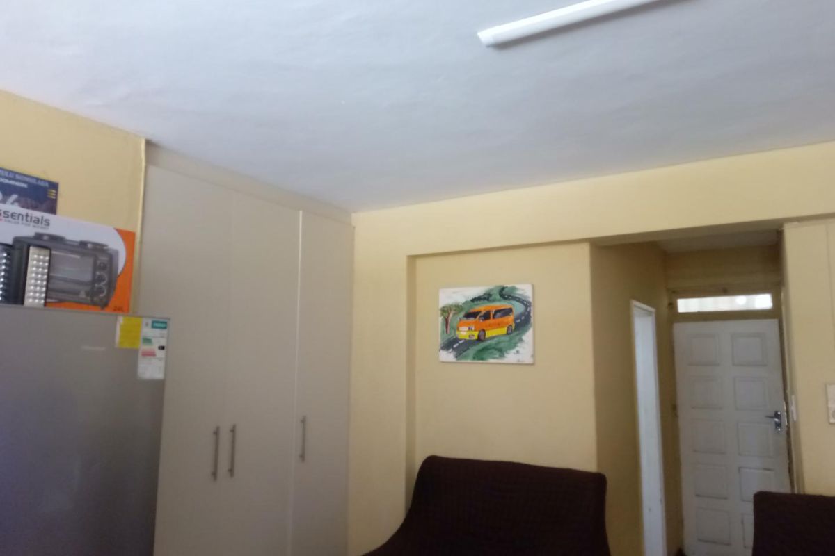 Affordable unit for sale in the heart of Durban CBD. - Photo 2