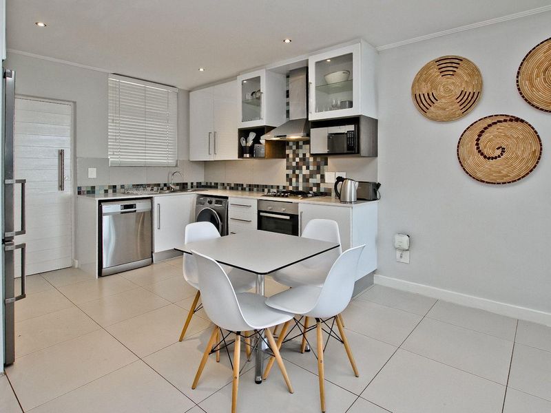 INCREDIBLE 2 BED PENTHOUSE FOR SALE - Photo 10