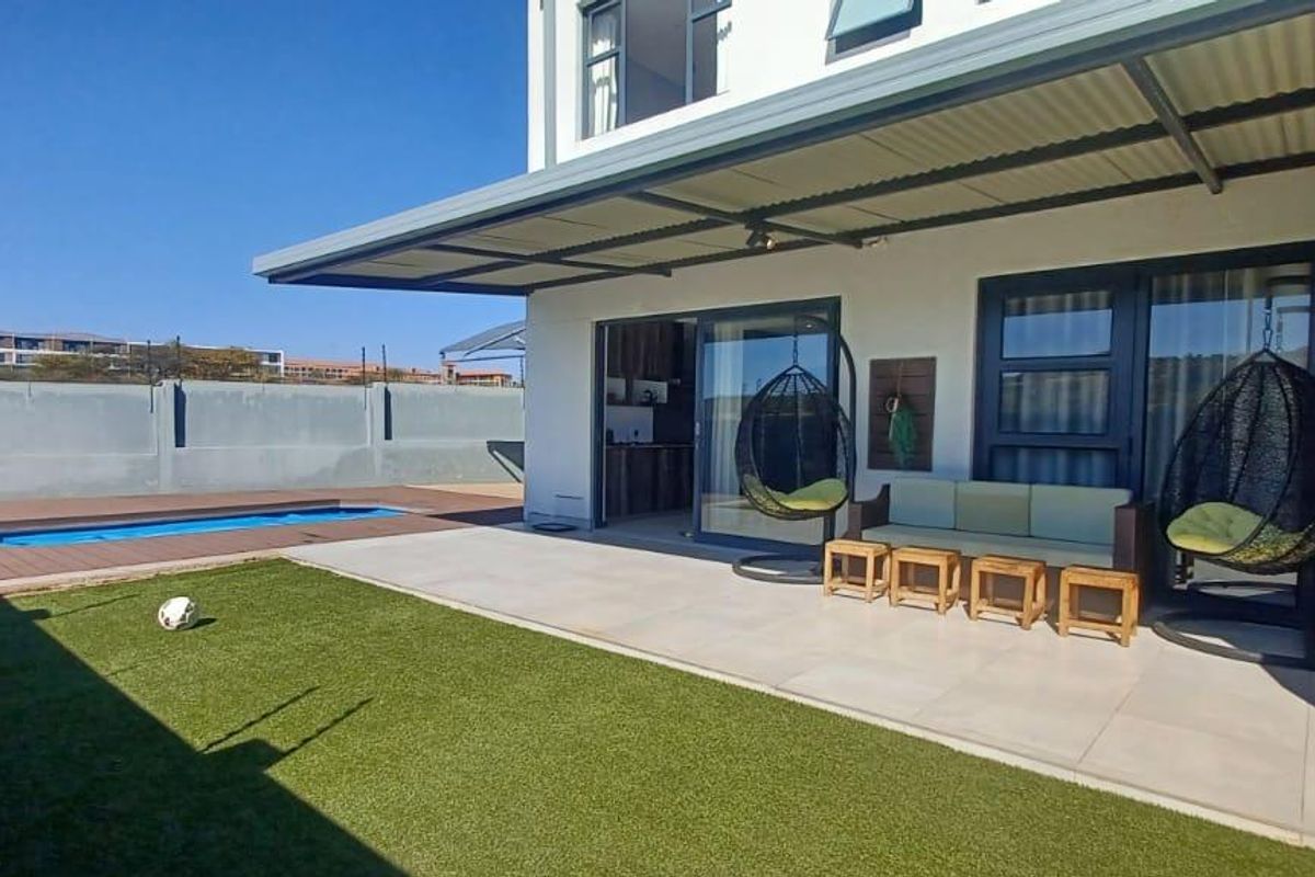 Fully Furnished 3 Bed Townhouse Available Soonest – N$33 000.00 pm Slightly negotiable ! - Photo 3