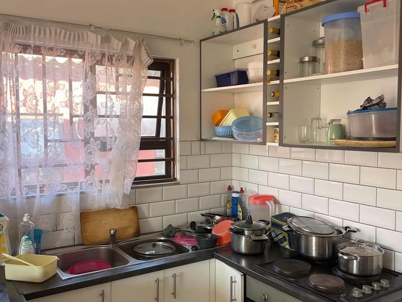 Two bedrooms house  with a two bedroom flat for sale in Arandis Extension 5,  Selling Price N$690000 (cost excluded), erf size 303 sqm - Photo 2
