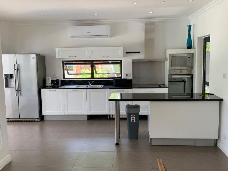 Exceptional Rental: Architectural Masterpiece at Domaine Mon Île - Photo 4