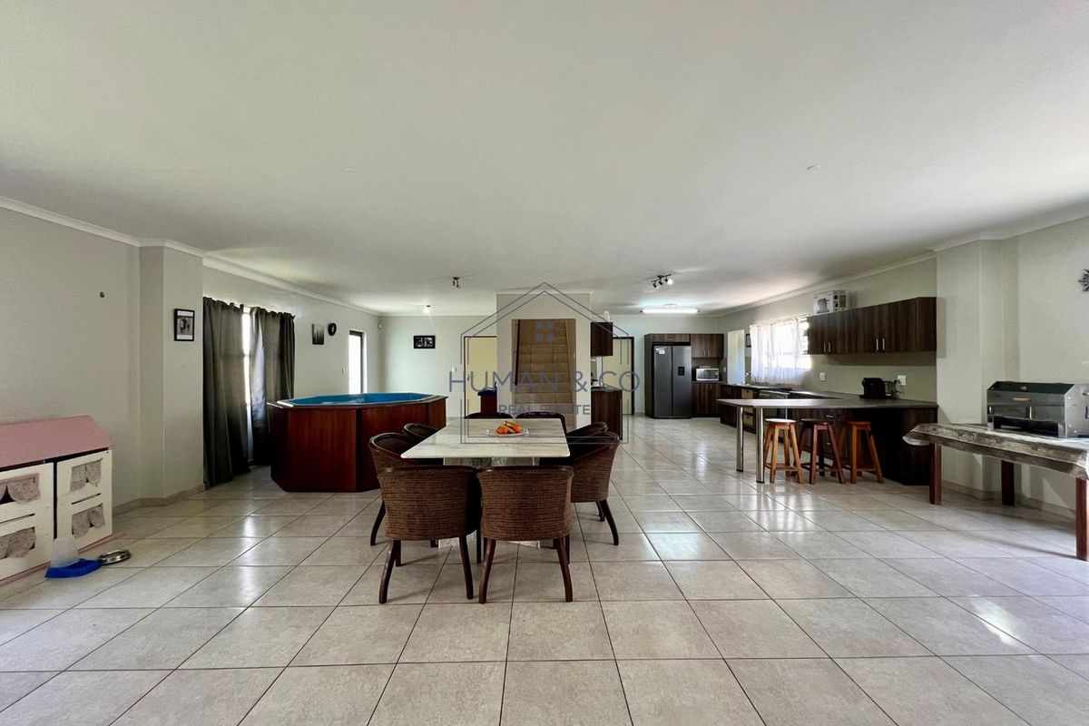 Spacious modern family home in Meersig - Photo 3