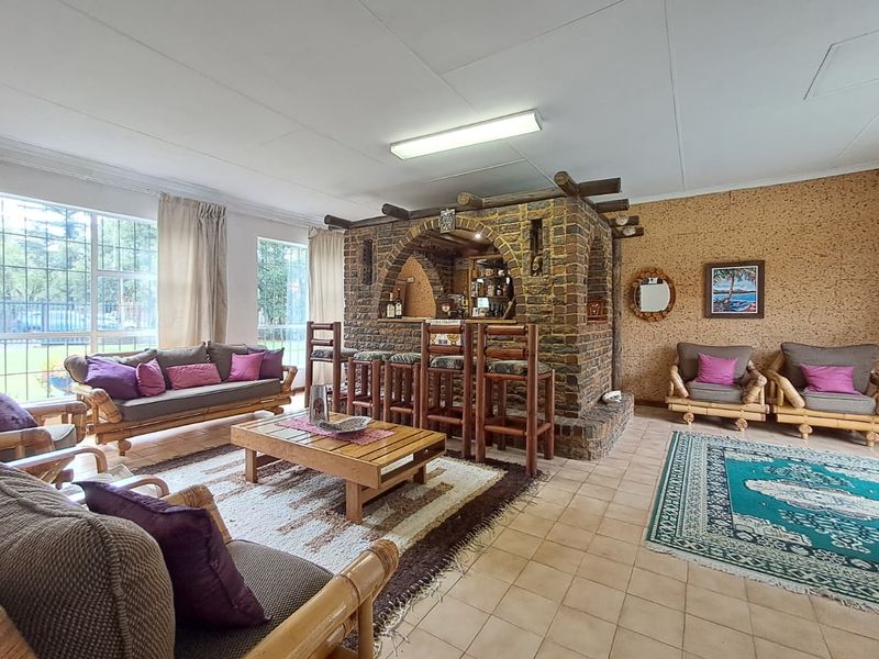 3 Bedroom House for Sale in Brackenhurst - Photo 5