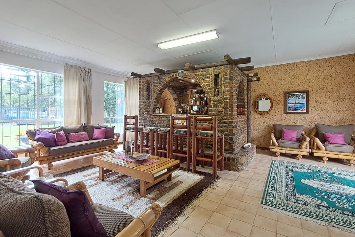 3 Bedroom House for Sale in Brackenhurst - Photo 5