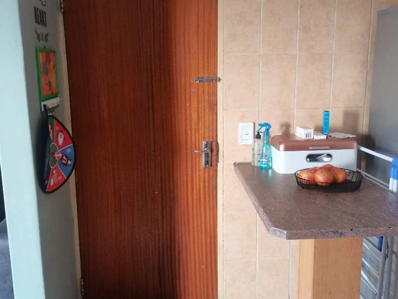 "Discover Easy Living with Prepaid Utilities—Rent Starts Oct 2025!" - Photo 4