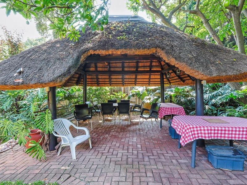 Family Home in Silverton - Photo 7