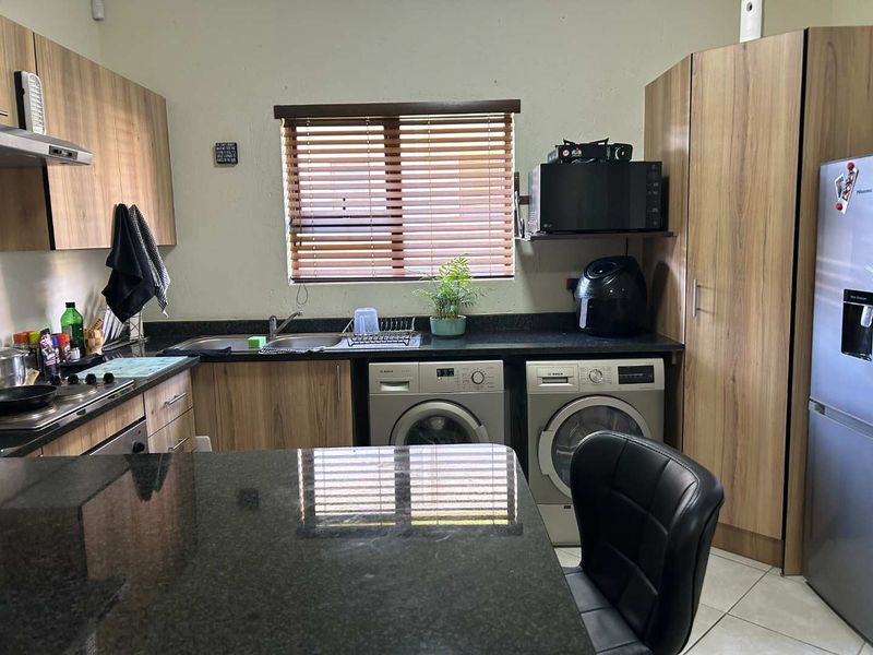 **Charming Ground Floor Unit Available June 1, 2026** - Photo 4