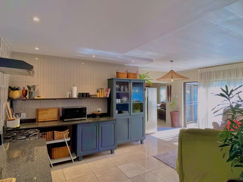 3/4-Bedroom Fully Furnished Duplex Units – Ideal for Airbnb Investment - Photo 5