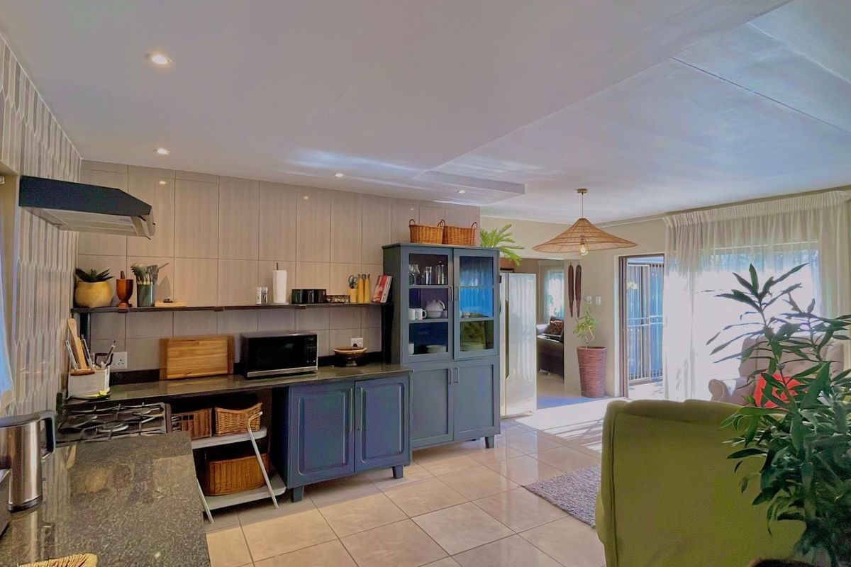 3/4-Bedroom Fully Furnished Duplex Units – Ideal for Airbnb Investment - Photo 5