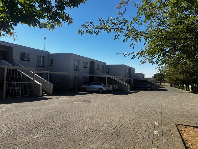 1-Bedroom Apartment in Bloemfontein South - Photo 10