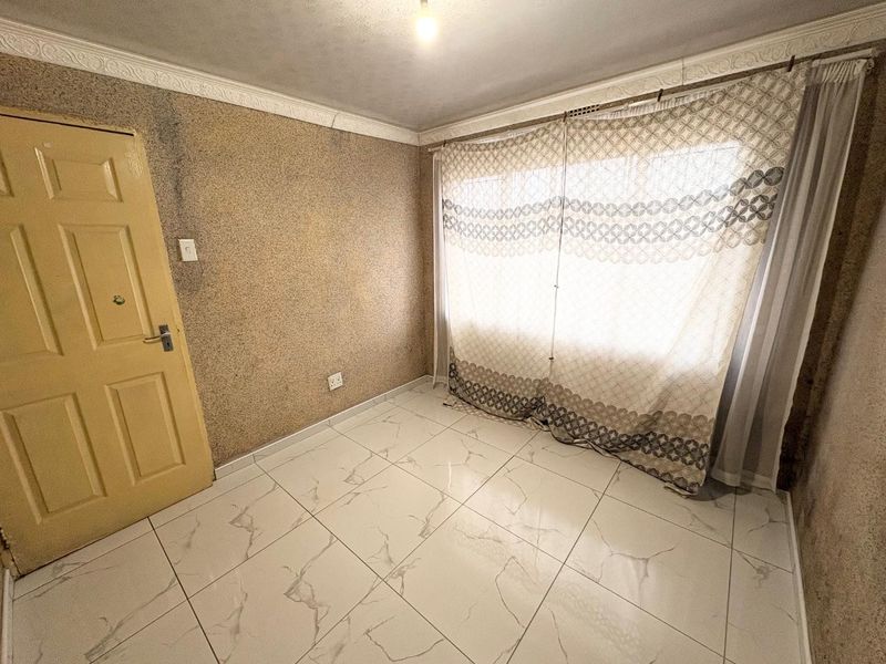 Neat two bedroom house for rental in the heart of Tsakane - Photo 5