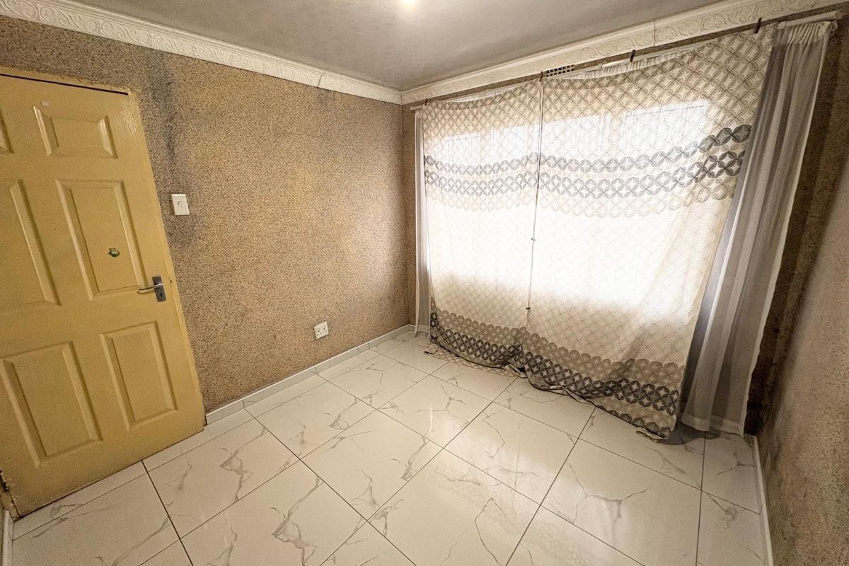 Neat two bedroom house for rental in the heart of Tsakane - Photo 5