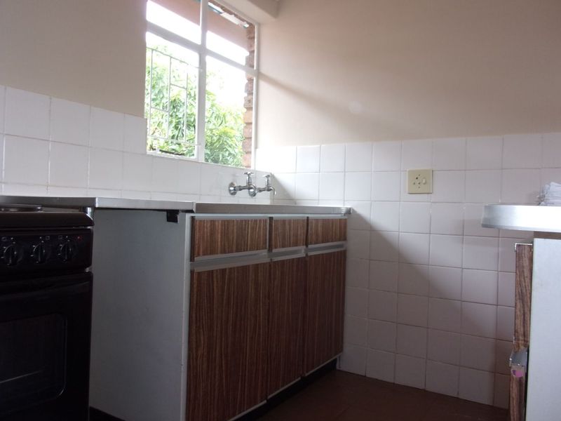 1 BEDROOM FLAT TO RENT IN PRETORIA NORTH - Photo 2