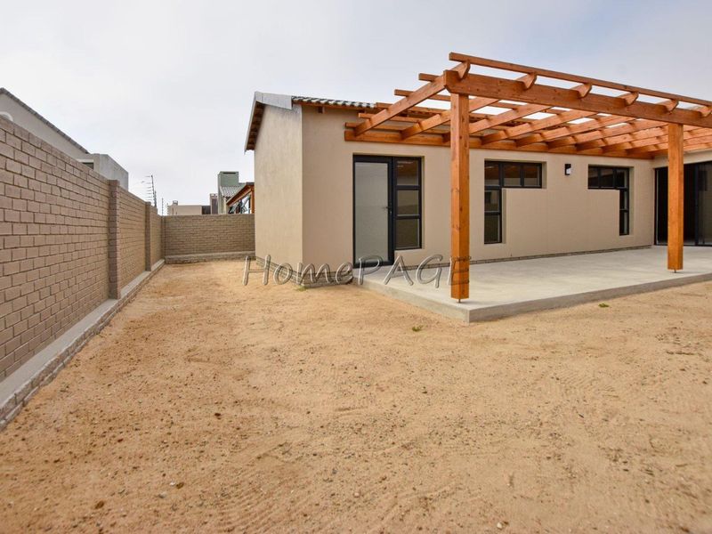 Ext 15, Swakopmund:  BRAND NEW 3 Bedr Townhouse in popular Dunescape is for Sale - Photo 10