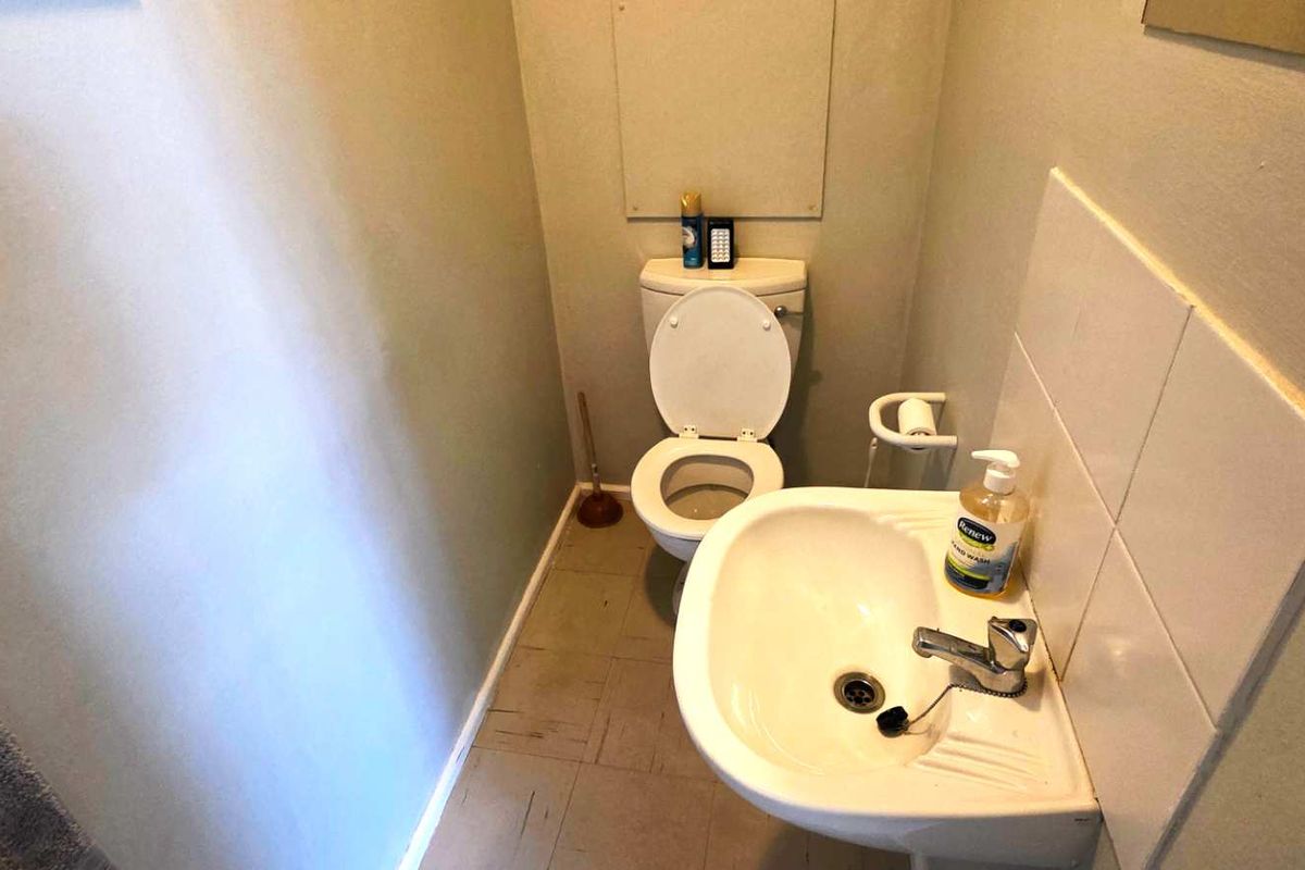 Beautiful First Floor Office in Westlake - Photo 5