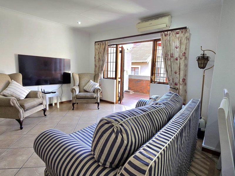 2 Bedroom Apartment / Flat for Sale in Meyersdal - Photo 5