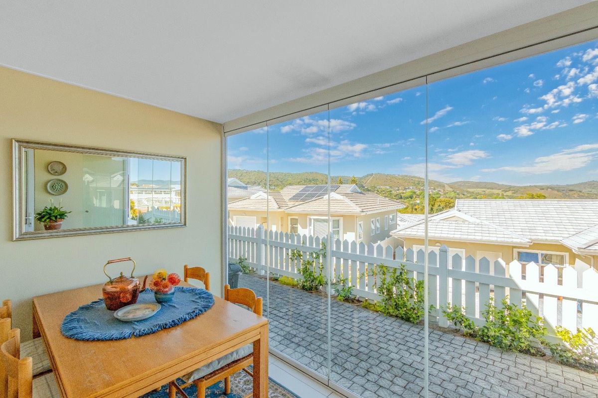 Sophisticated Simplex Living in an Exclusive Lifestyle Estate - Photo 5