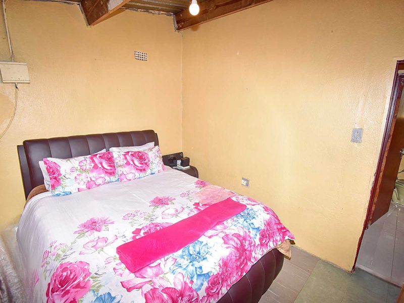 Well Priced Home - Photo 9