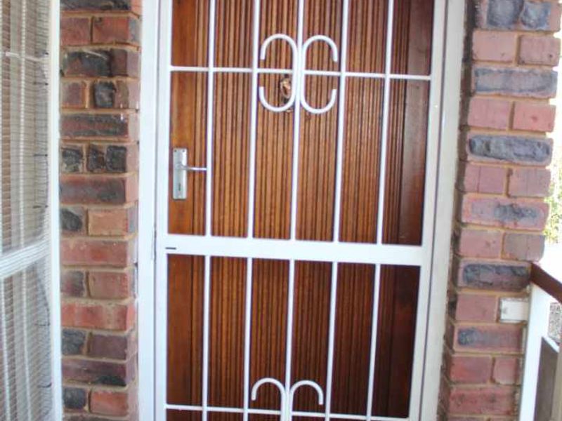 2.5-Bedroom Apartment to Rent in Pretoria Gardens- Suiderland Building - Photo 6