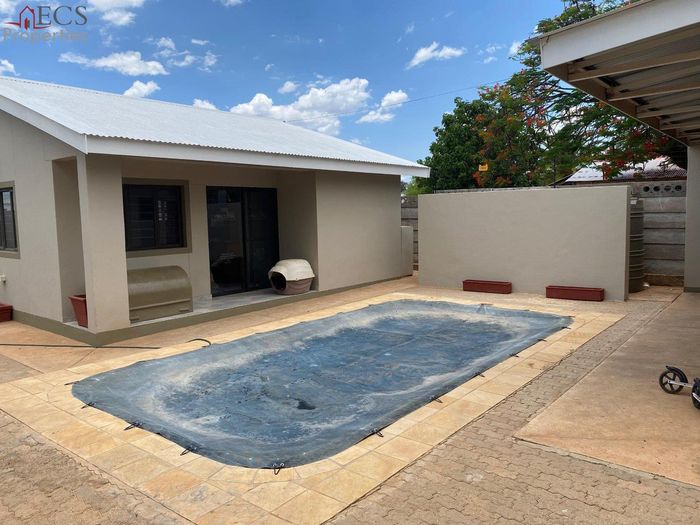Property #2339451, House For Sale in Tsumeb Central