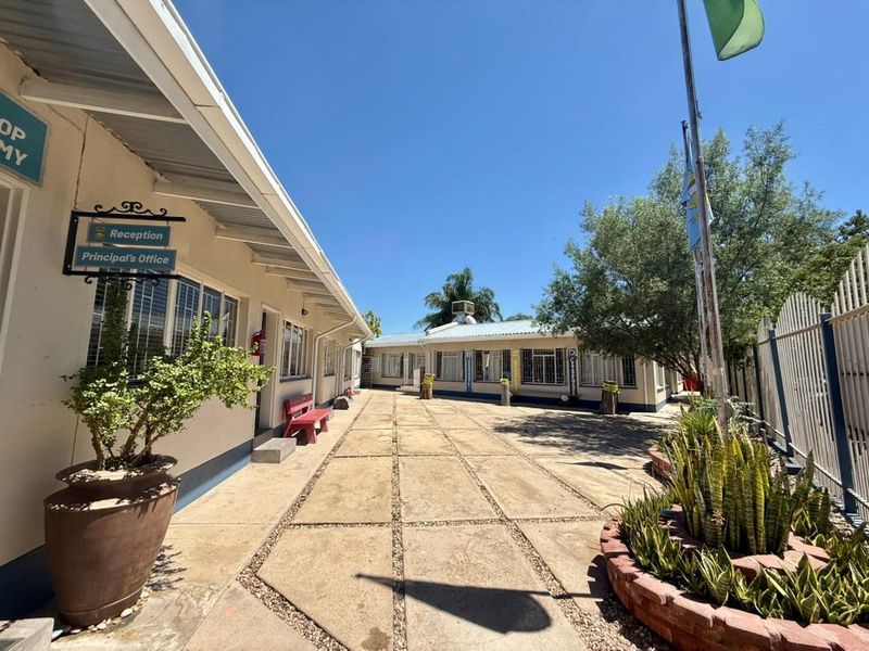 School Premises for Sale - Photo 6