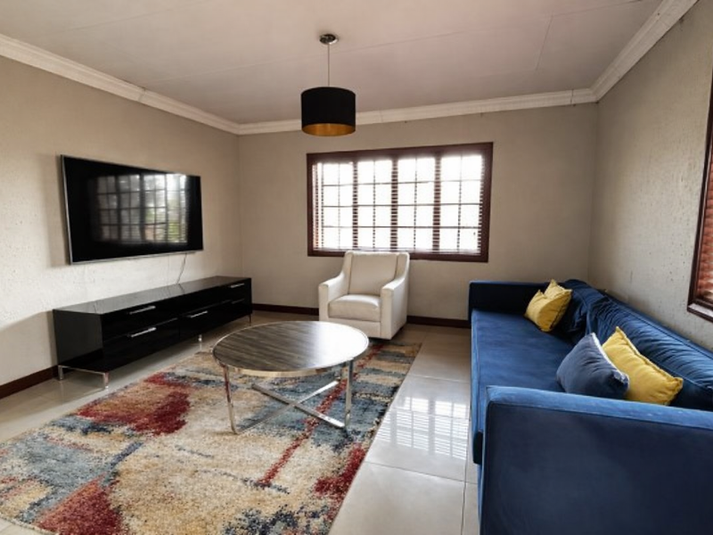 Grab this beautiful house - Photo 5