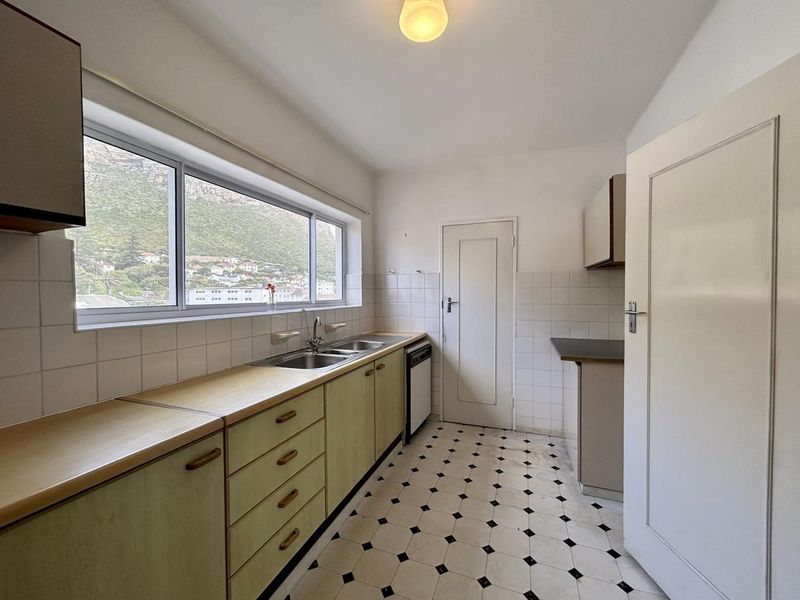 Ocean View Living at the Cinnabar Building - Photo 7