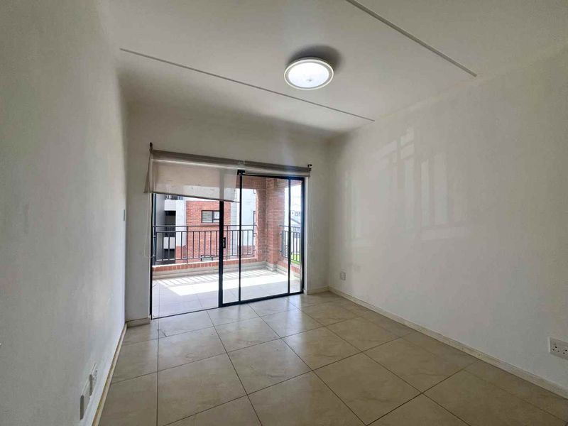 Live Large: 116m2 Apartment with Modern Touches & Family Perks! - Photo 7