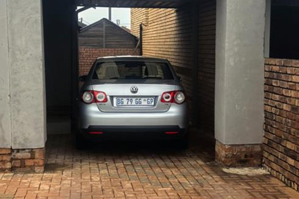 3 bedrooms house for sale in Soshanguve UU - Photo 3
