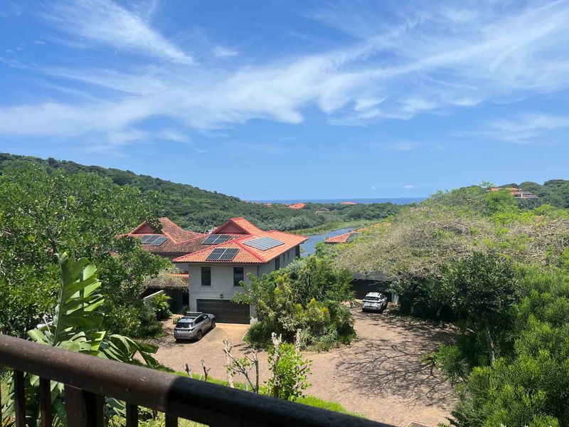 Experience exclusive coastal living in this luxurious, lock-up-and-go apartment within the prestigious Zimbali Coastal Resort. - Photo 4