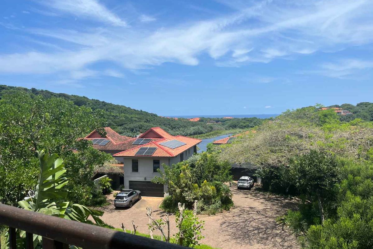 Experience exclusive coastal living in this luxurious, lock-up-and-go apartment within the prestigious Zimbali Coastal Resort. - Photo 4