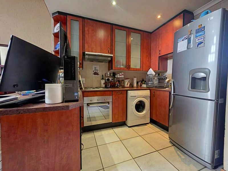 2 Bedroom Townhouse for Sale in New Redruth - Photo 3