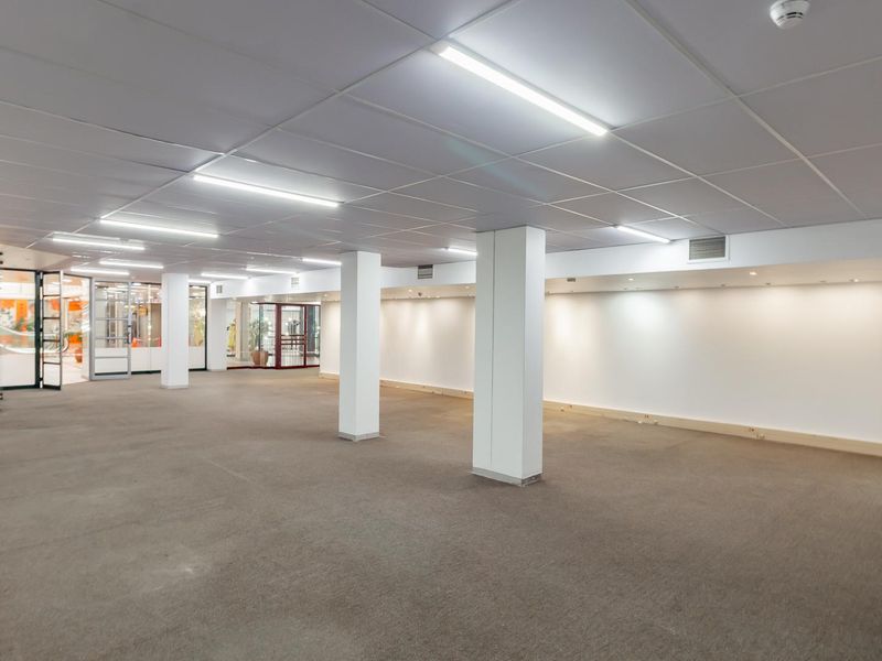 Commercial Property to Rent in Blackheath - Photo 6