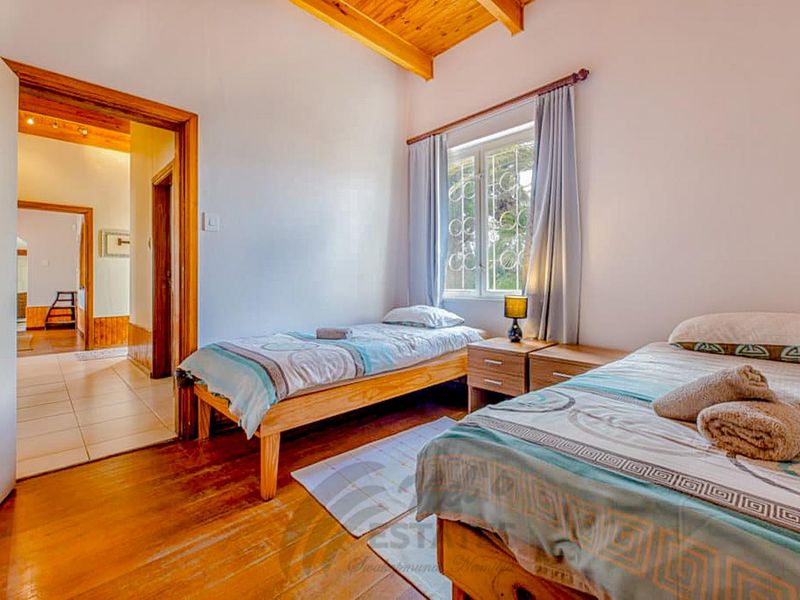 Furnished Home with Sea Views For Sale in Vineta - Photo 7