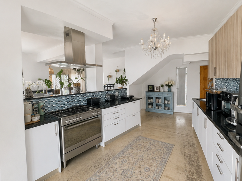 Family home for rent in Anton Lubowski Street - Photo 3